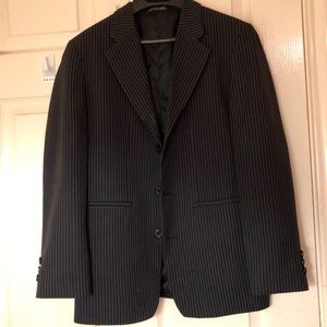 Boys black classic suit set